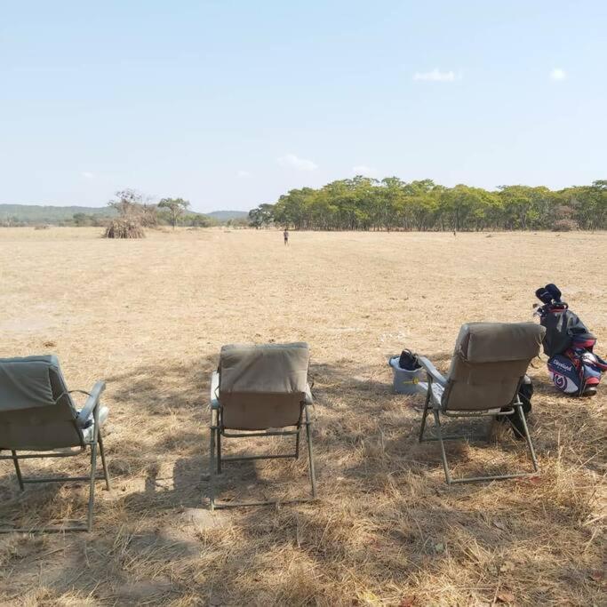 Warthog House-Cozy Country House, 3 Bed Mumbwa Kültér fotó