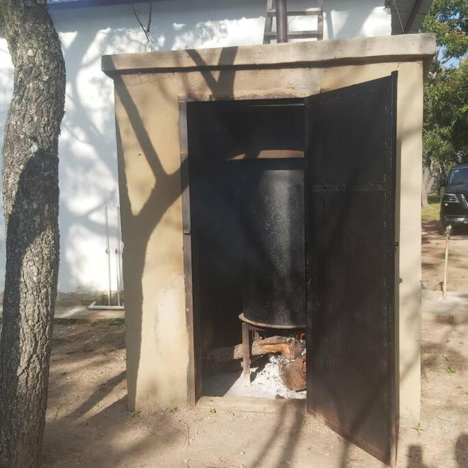 Warthog House-Cozy Country House, 3 Bed Mumbwa Kültér fotó