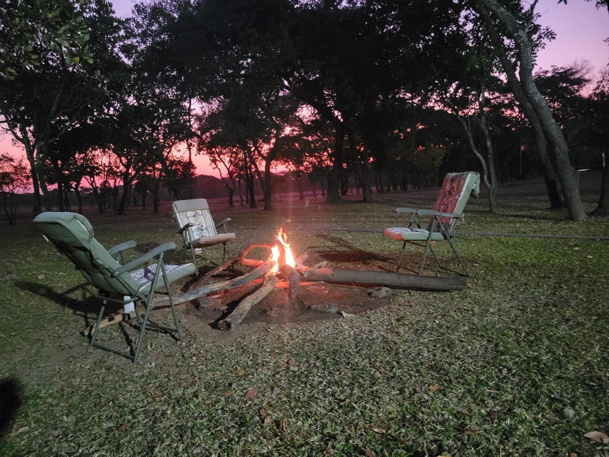 Warthog House-Cozy Country House, 3 Bed Mumbwa Kültér fotó
